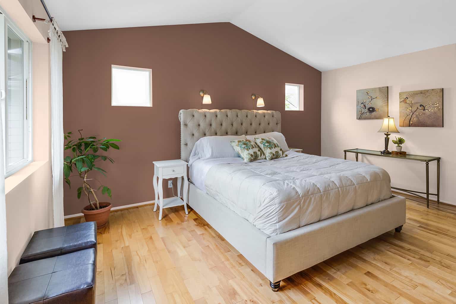 bedroom paint colors with wood furniture